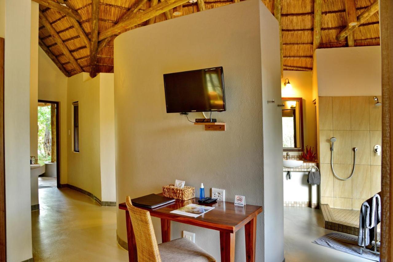 Tambuti Lodge Pilanesberg Ngoại thất bức ảnh