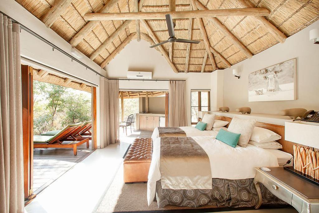 Tambuti Lodge Pilanesberg Ngoại thất bức ảnh